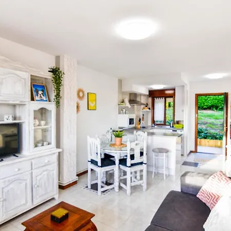 Con Vistas Al Mar-ola Del Atardecer Apartment *